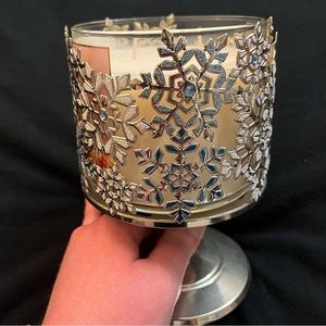 Bath and body works snowflake candle holder